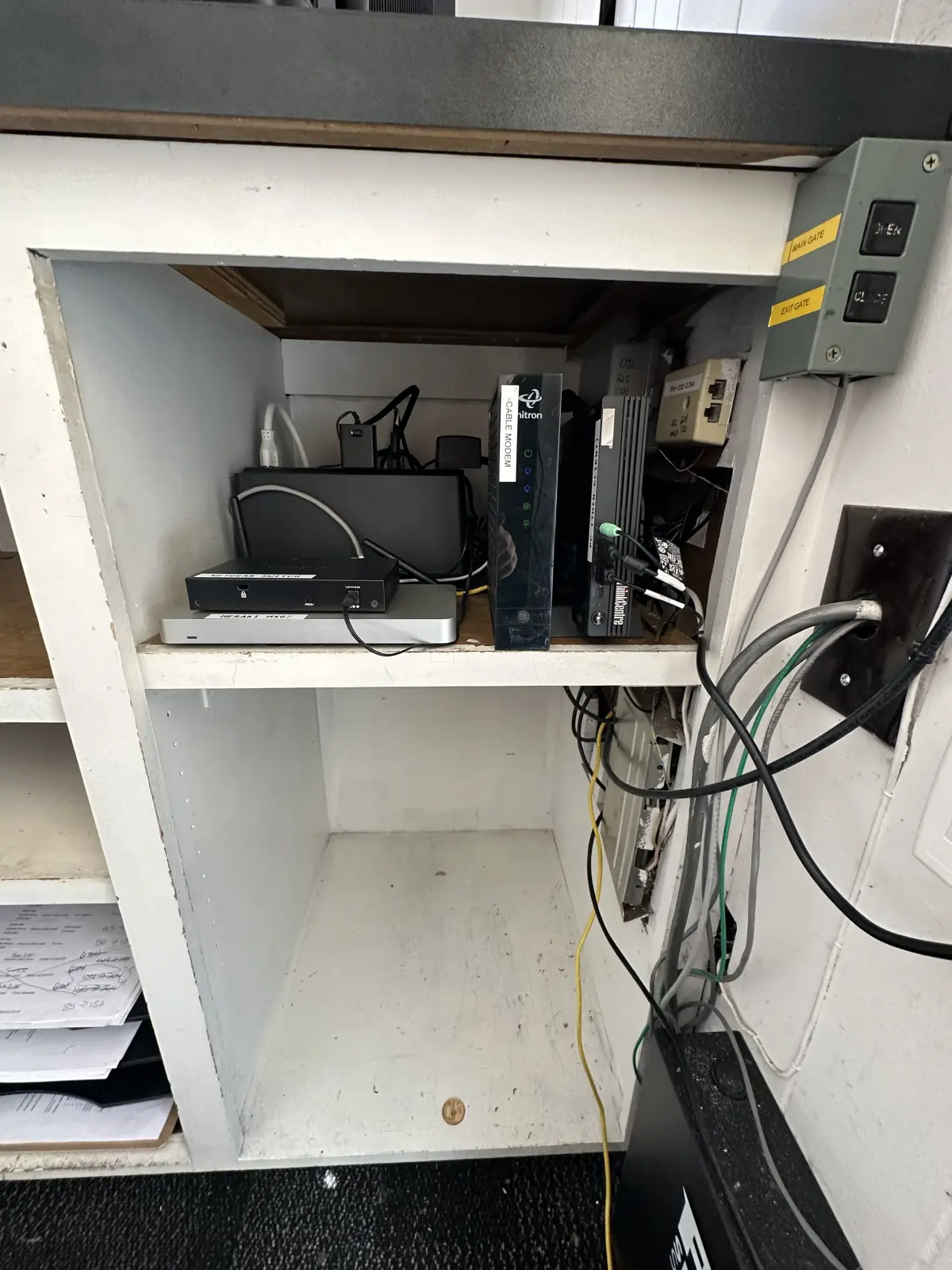 Retail under-counter network cleanup after