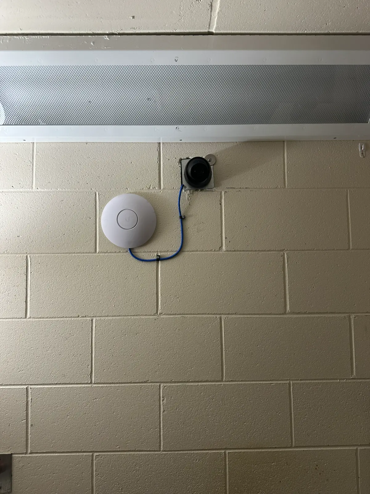 Mounted access point with structured cabling